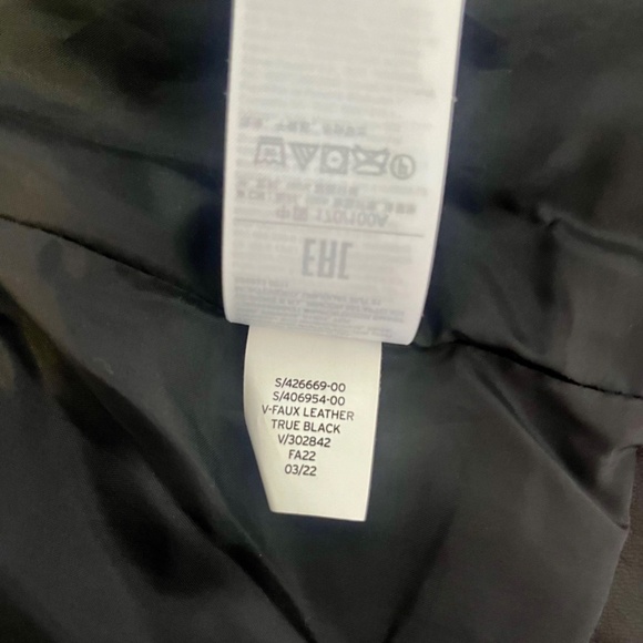 Leather Jacket ~ GAP ~ Faux Leather ~ Large ~  Chic 🍁🍂🧡 - Picture 9 of 10